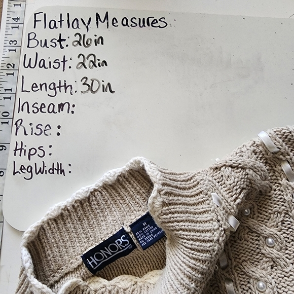 Vintage cottagecore knit ribbon and pearl beaded sweater - Picture 3 of 11